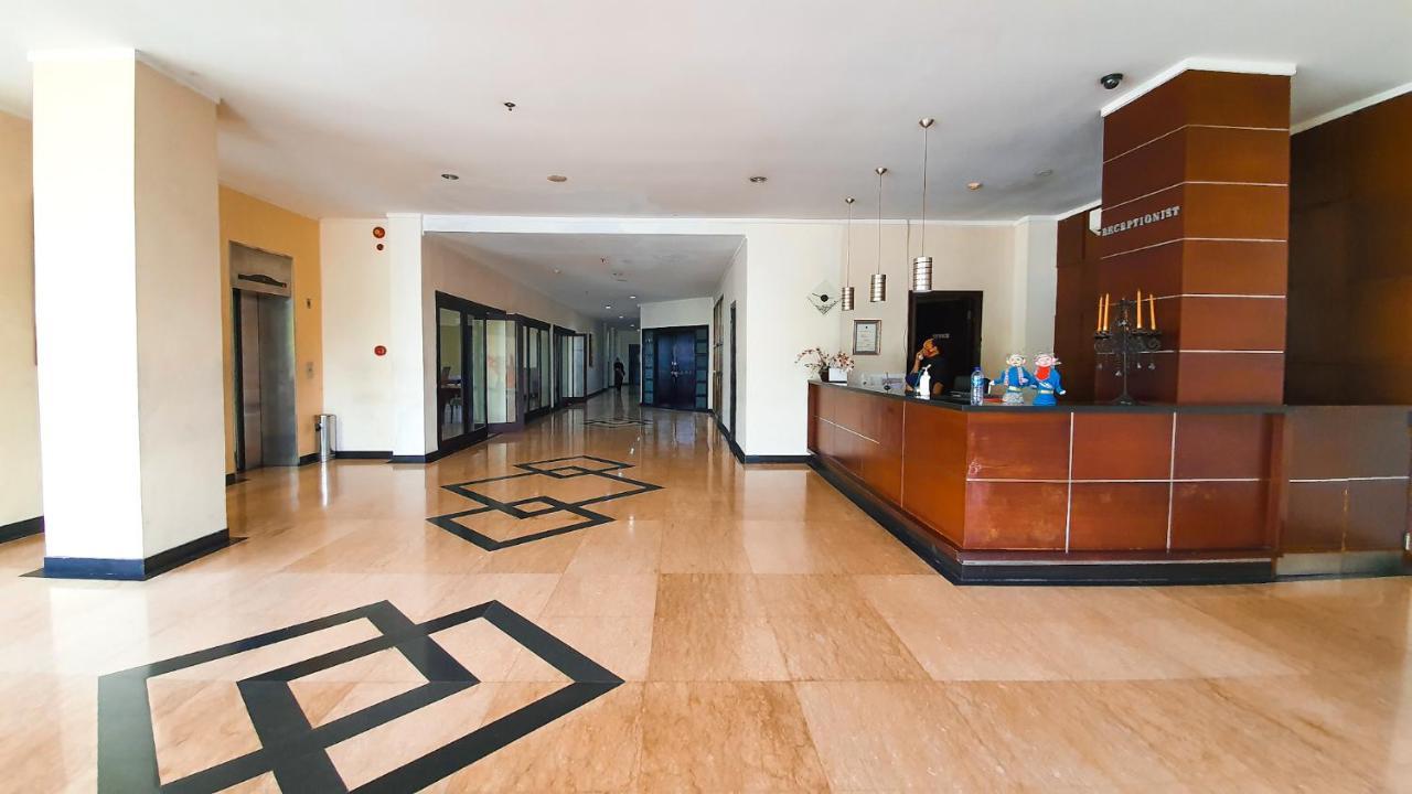 ג'קרטה N1 Hotel Tanah Abang מראה חיצוני תמונה